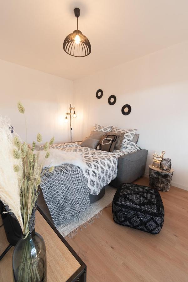 Bienvenue Chez Vous Tres Calme Et En Plein Centre Apartment Mantes-la-Jolie Ngoại thất bức ảnh